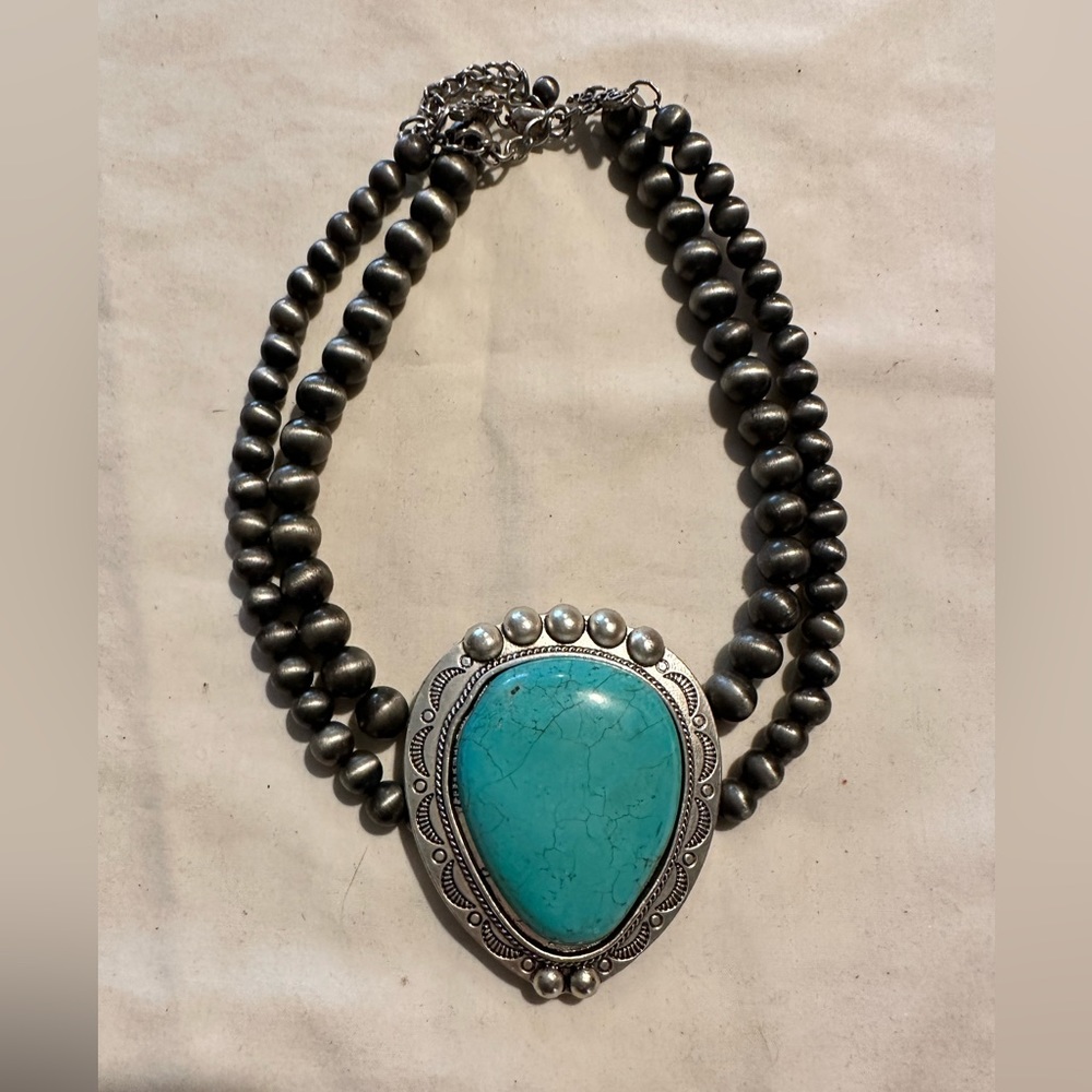 Choker Necklace